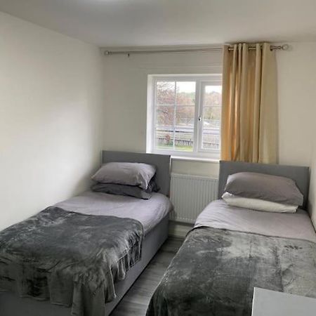 2 Bed House Sleeps 4-5 Liverpool Exterior foto