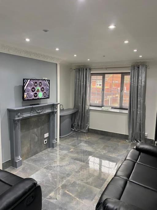 2 Bed House Sleeps 4-5 Liverpool Exterior foto
